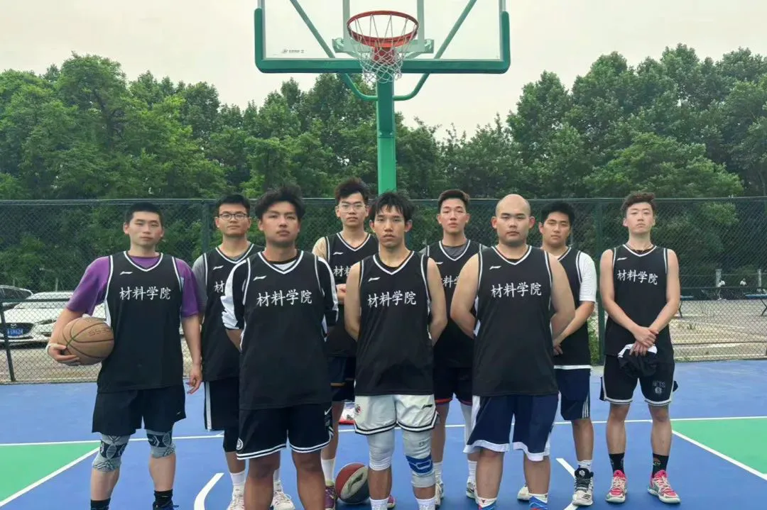 儿童篮球训练中智能球衣的安全性_1